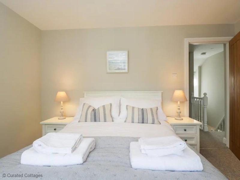 Fisherbridge Cottage - image 18