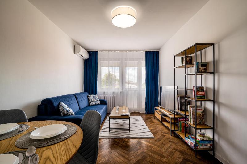 RentPlanet - Apartament Kołłątaja - image 16