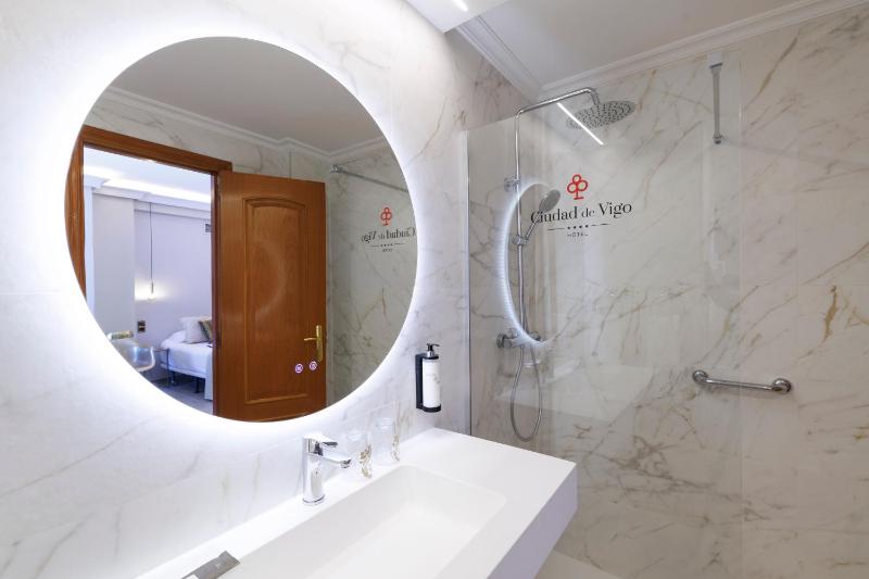 Hotel Ciudad de Vigo - image 48