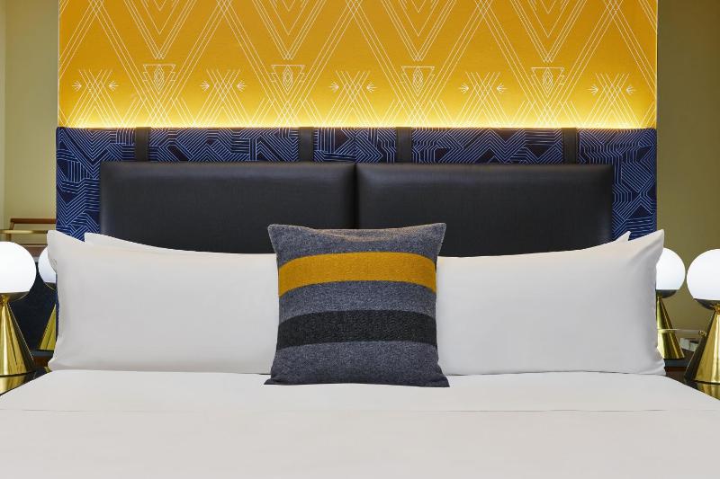 W Hotel Minneapolis The Foshay - image 10