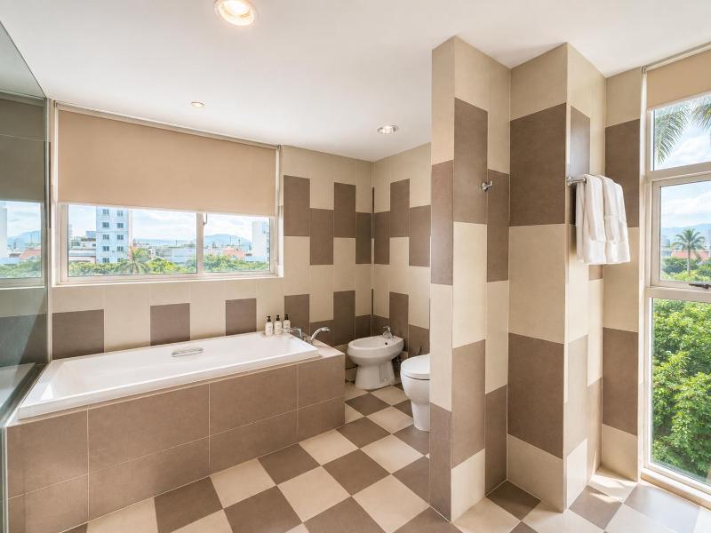 Beach Villas Danang by Soleil - image 10