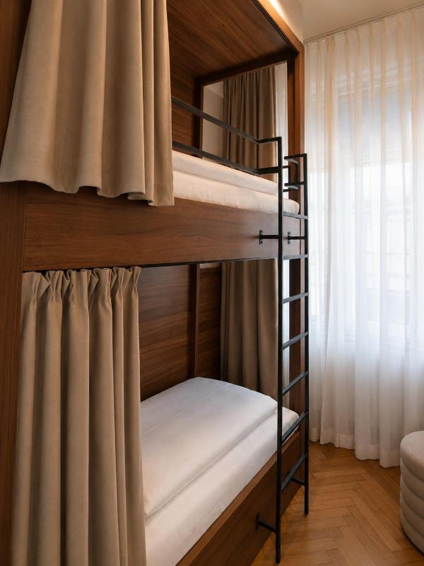 Carlton Boutique Hotel - NEW OPENING - image 15