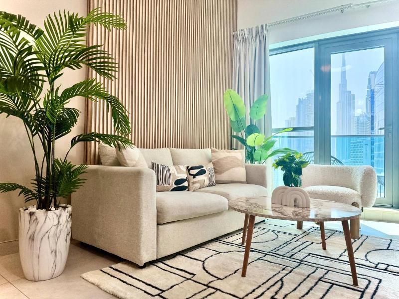 Amazing Waterfront View Luxury 1Br Prime Location - image 1