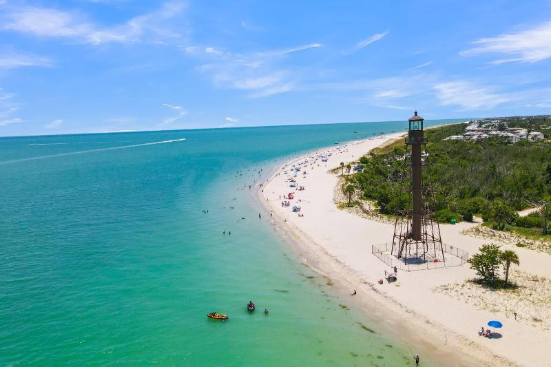 Lighthouse Resort & Club - image 18