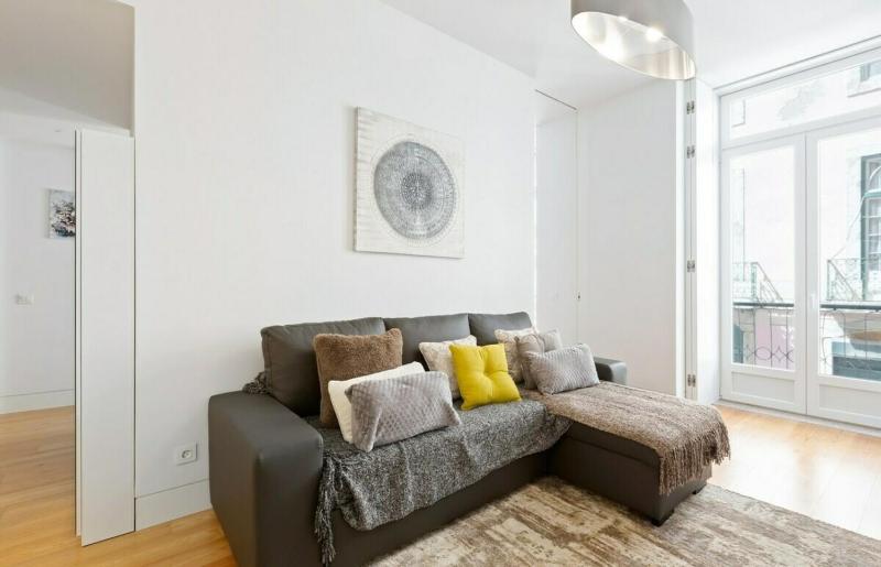 Spacious 1 Bedroom Apartment near Baixa - image 13