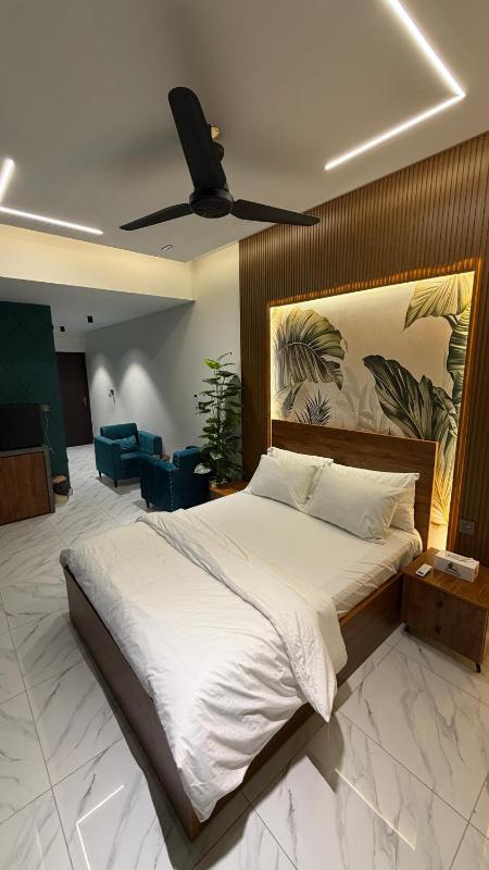 Premium Suites Zamzama - image 2