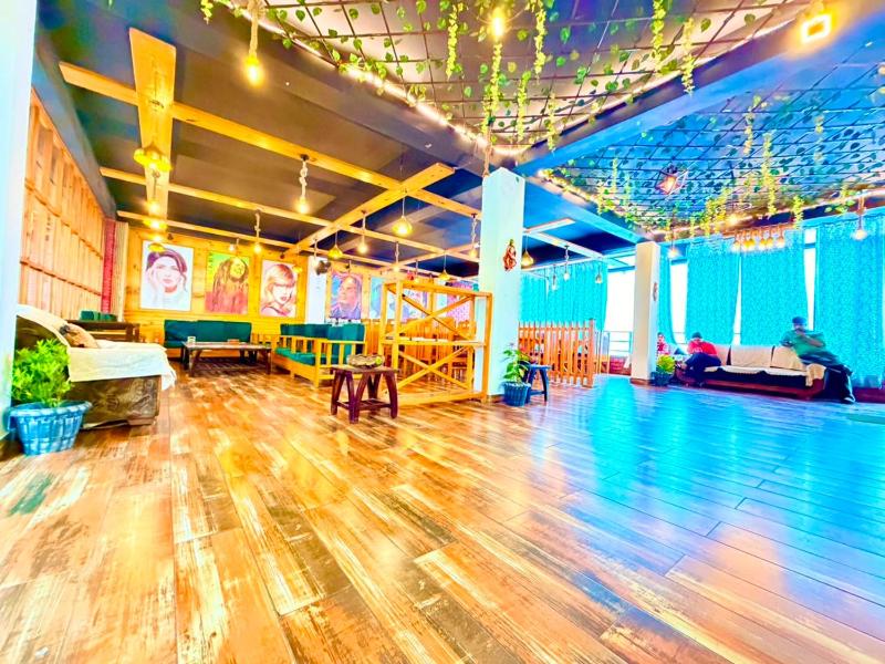 Pine View Luxury Resort With Mountain View & Premium Rooms Mussoorie - image 21