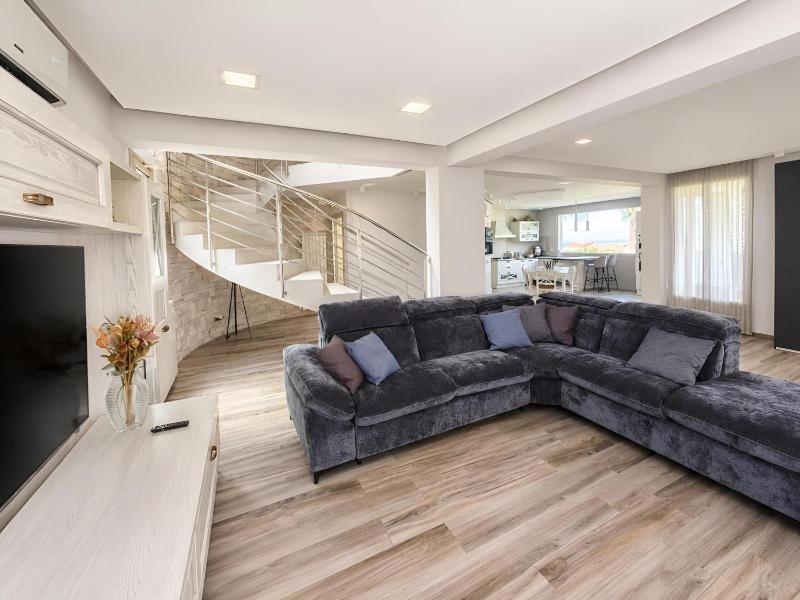 Villa Skyline con piscina privata - image 24