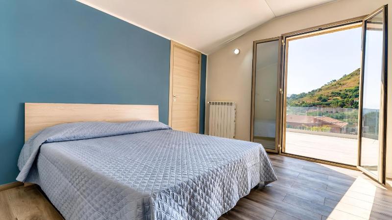Villa Skyline con piscina privata - image 5