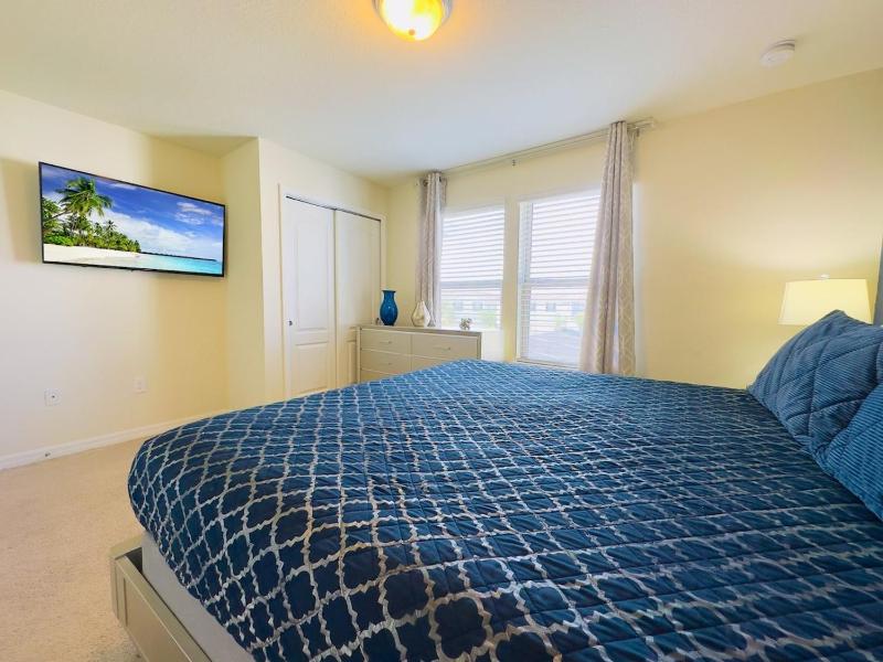 Villa Near Disney Themed Luxury 5Bd with Pool - image 50