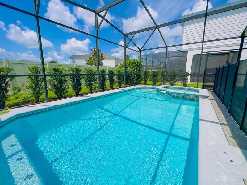 Villa Near Disney Themed Luxury 5Bd with Pool - image 27