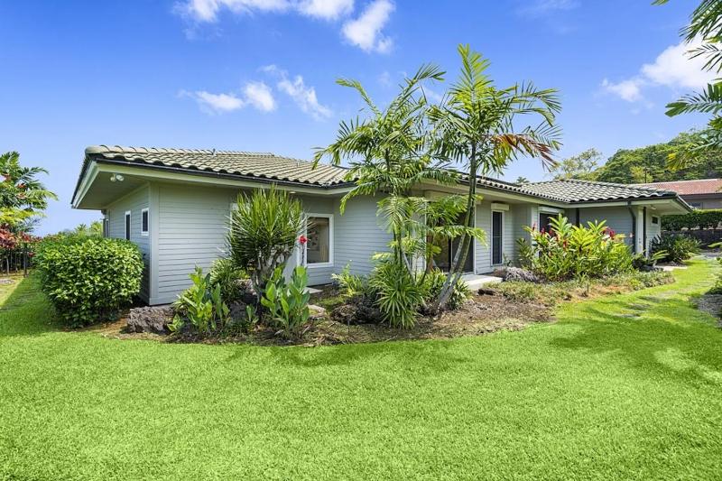Keauhou Estates Hale Kuhinanui Way - image 4