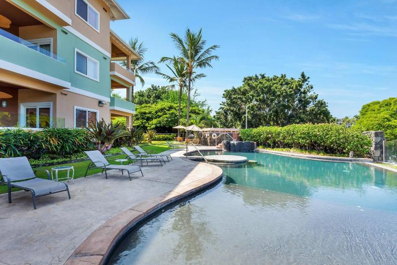 Kahaluu Beach Villas 303 - image 16