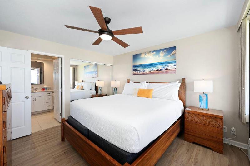 Country Club Villas 317 - image 12