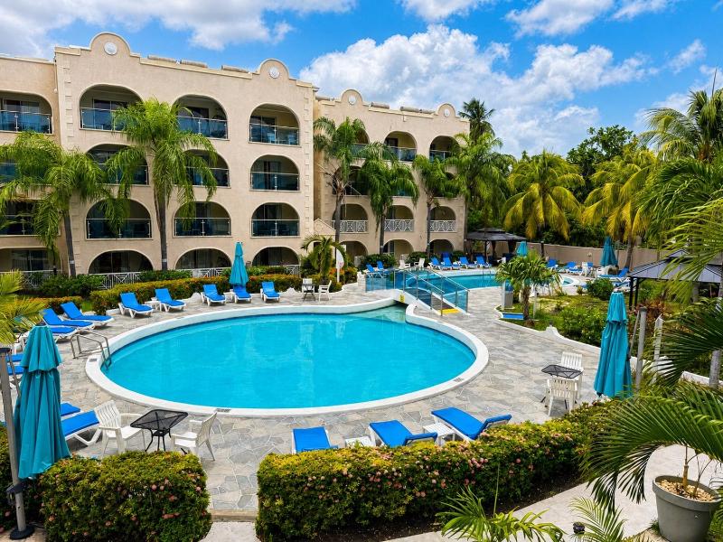 Sunbay Hotel- Daily Breakfast & Beach Access Included - image 11