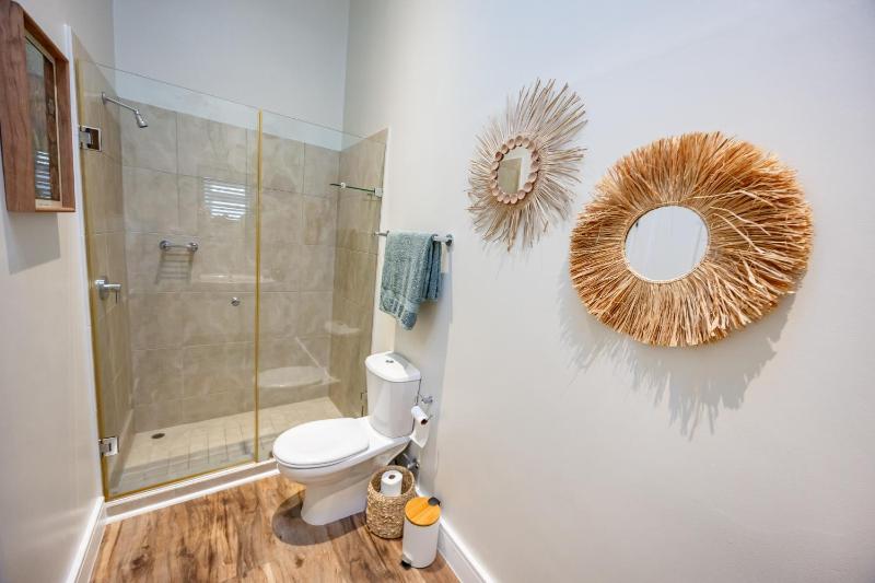 Secure Family Retreat Constantia - image 9