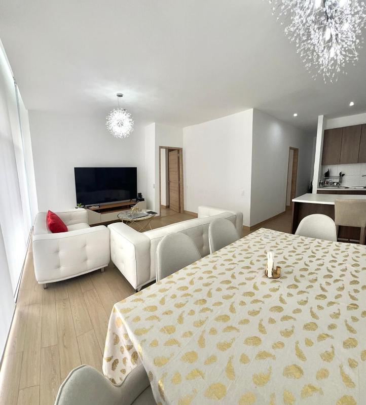 Cristal Home Apartment with a pool - image 9