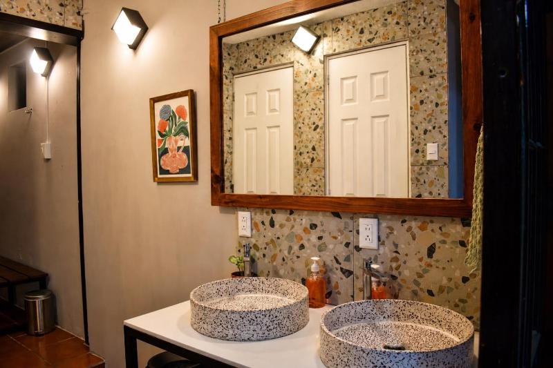 Bloom Hostel - image 8
