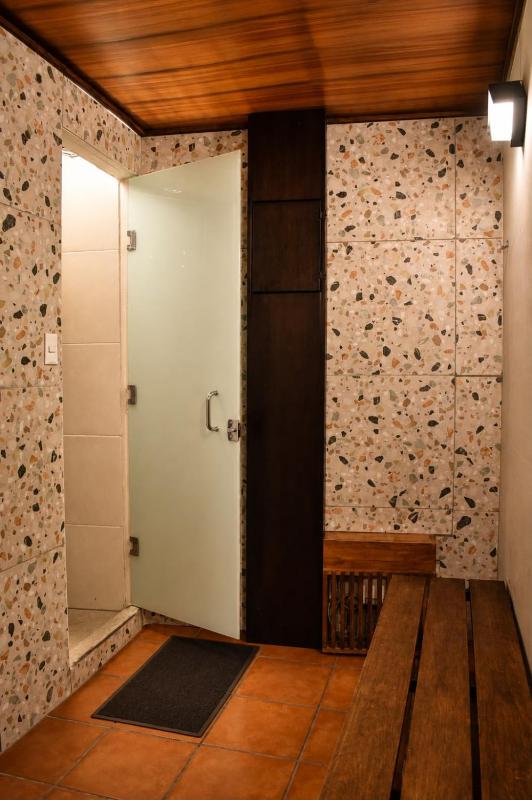 Bloom Hostel - image 10