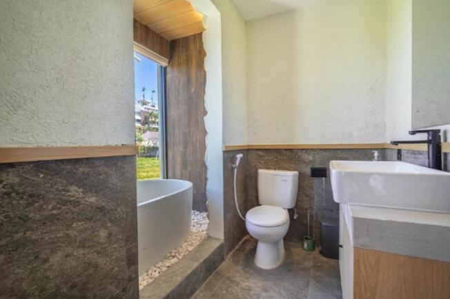Iwina Villa – 2BR Private Pool & Rice Field View - image 9