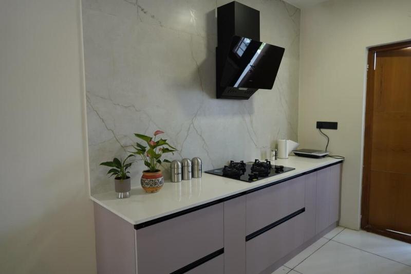 Luxury 3BHK Villa in Mysore Private Staycatio - image 2