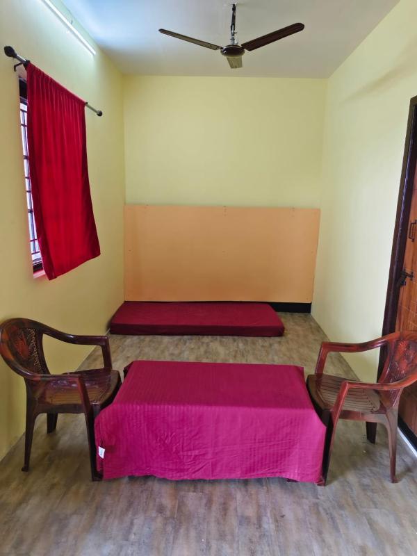 The DEN - image 6