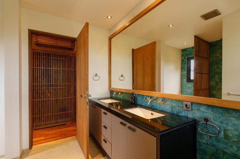 Villa Pakuk by Alfred in Bali - image 36