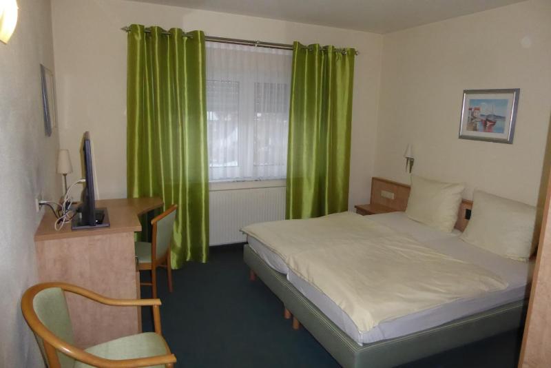 Double or Twin Room with View image 2
