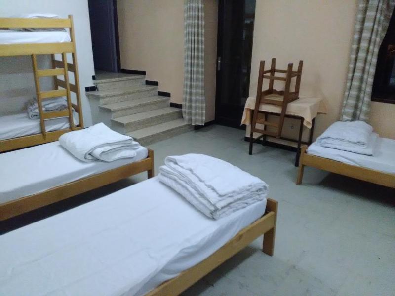 Quintuple Room image 1