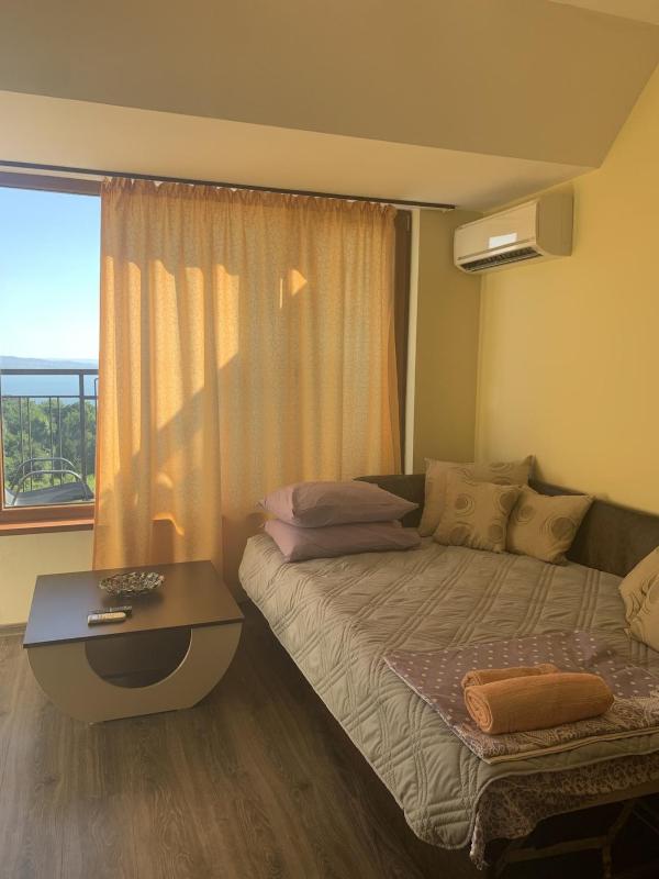 Galata View Apartment | Sea Views & Free Parking - image 21