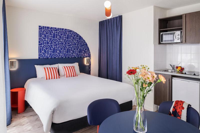 Adagio Access Nantes Viarme Aparthotel - image 11