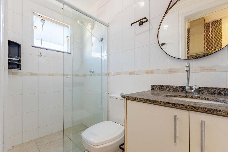 Duplex com piscina na praia de Bombinhas - image 13