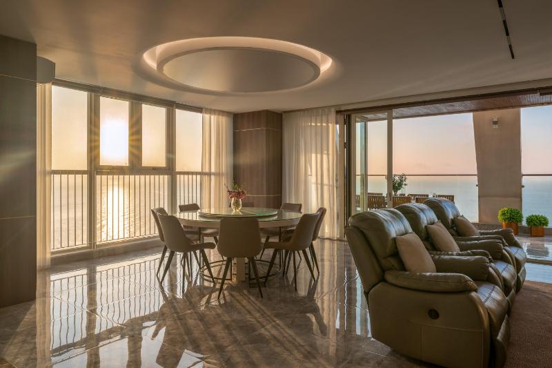 Luxury 3BR 4BA Penthouse Oceanfront Pool & Sauna Vung Tau - image 13