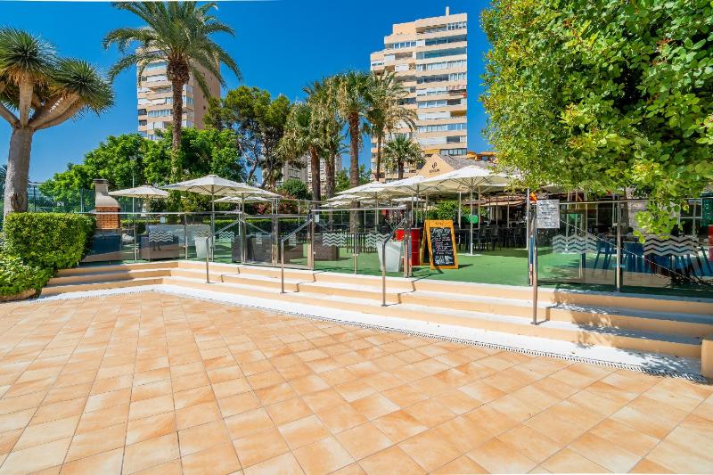 Cubo's Playamar Beach Apartment - image 23
