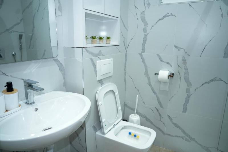 Comfort Stay Apartment - image 13