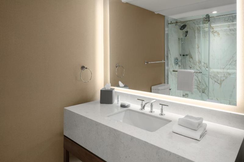 Houston Marriott Uptown by the Galleria - image 22