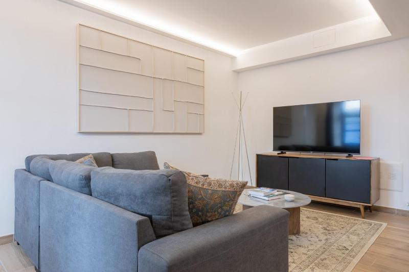Milano Modern Home by Wonderful Italy - image 15