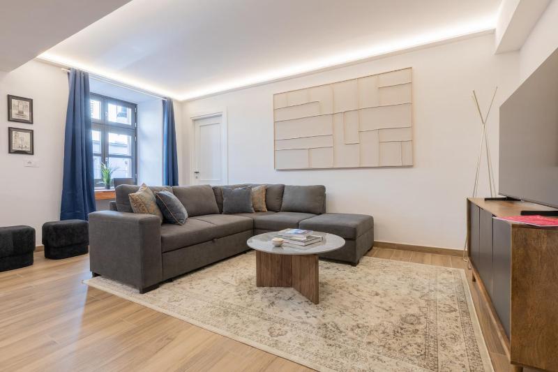 Milano Modern Home by Wonderful Italy - image 1