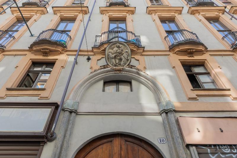 Milano Modern Home by Wonderful Italy - image 11