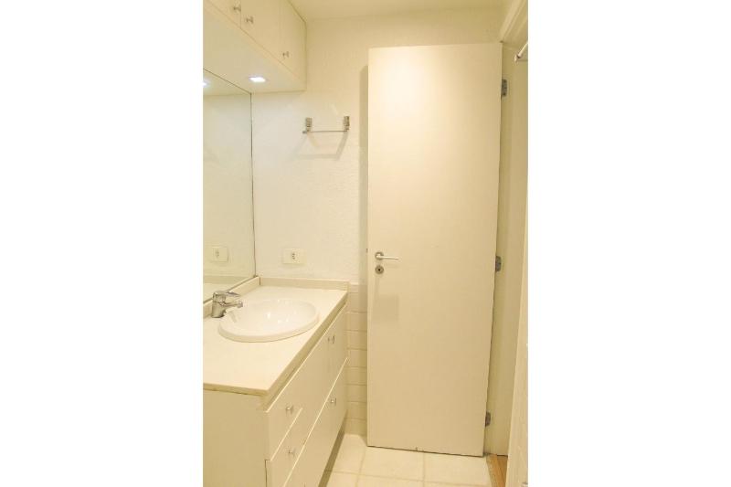 Cozy flat near the beaches - image 8
