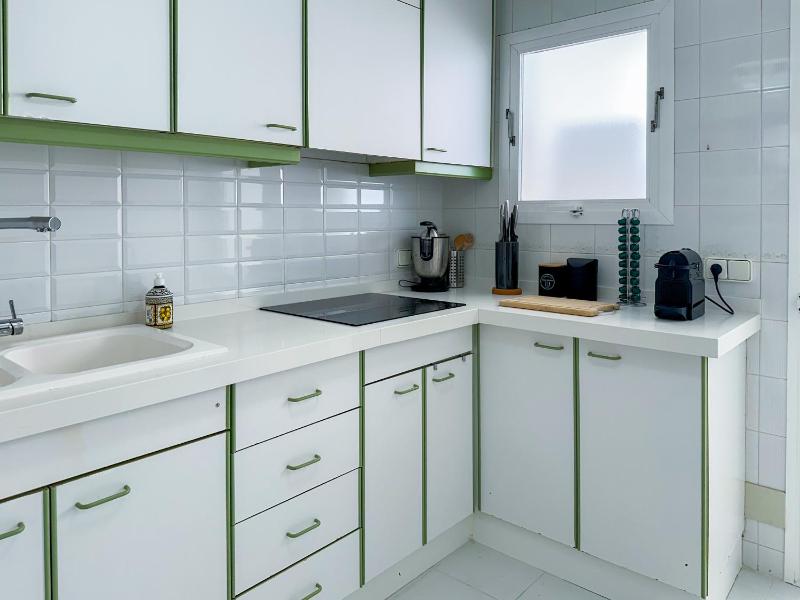 Front Beach Apartment by Hello Homes Sitges - image 14