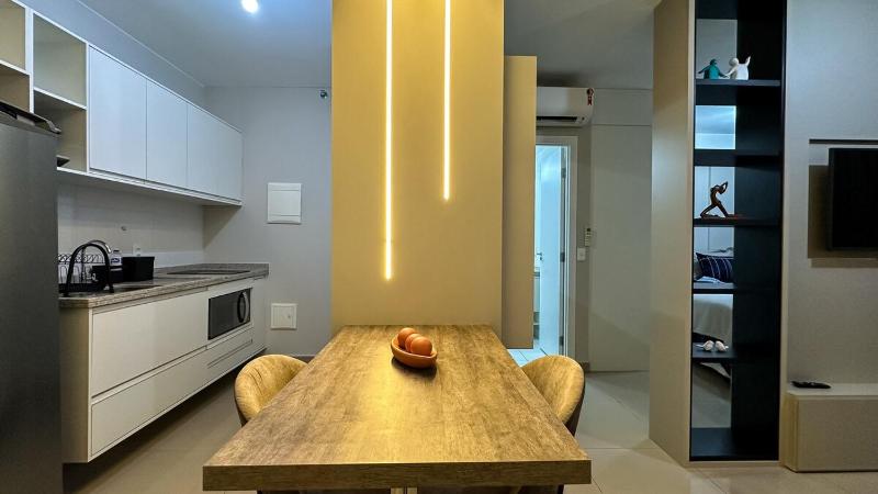 Apartamento no Hub 506 Vista para Piscina - image 32