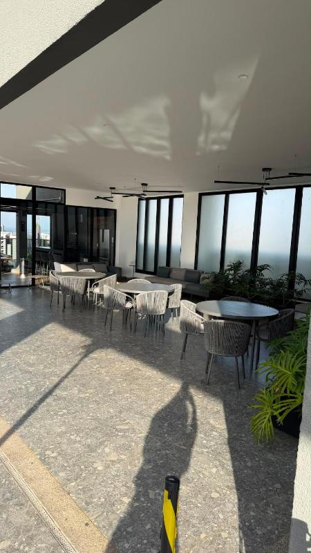 2003 · Luxo no Marista com lazer no Rooftop! - image 8