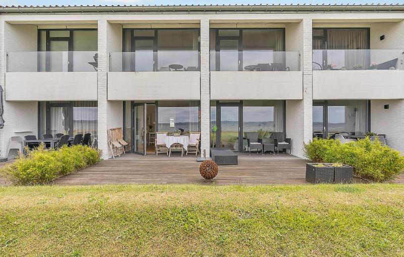 Amazing Home In Ebeltoft With House Sea View - image 25