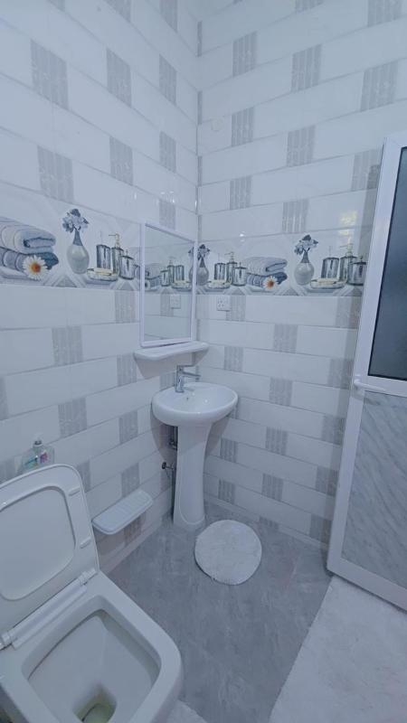 Zuri Stonetown Apartments - image 3