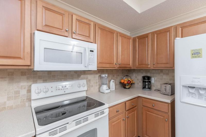 Phoenix IX 902 condo - image 4
