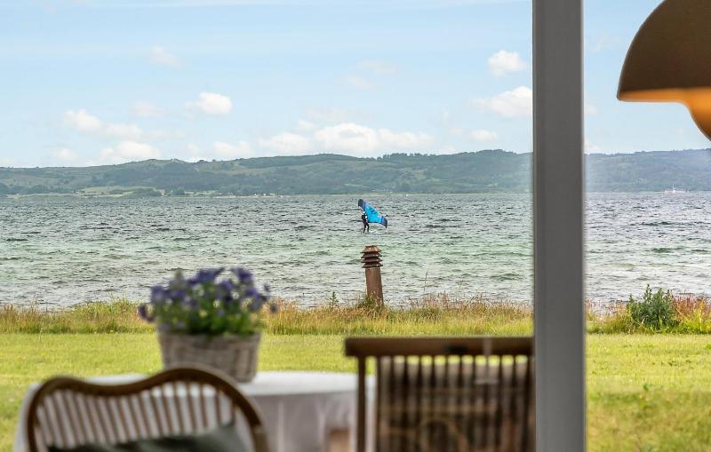 Amazing Home In Ebeltoft With House Sea View - image 23