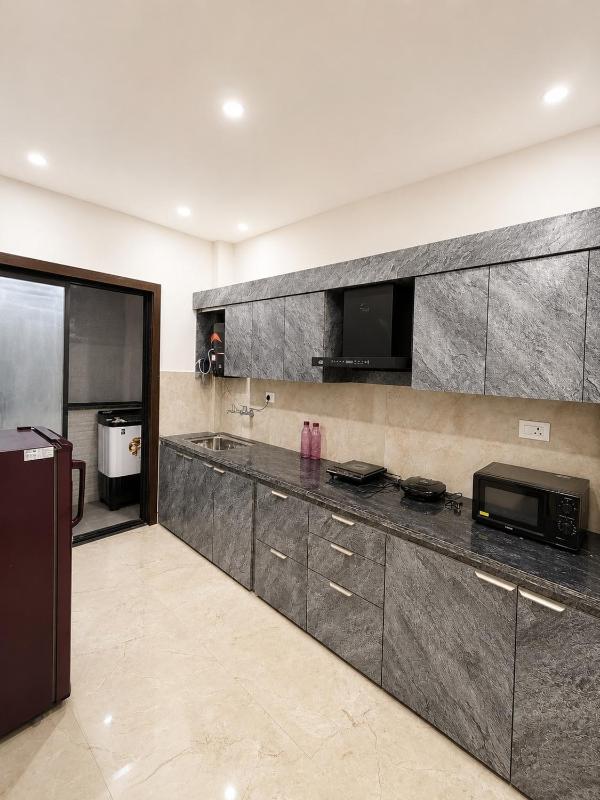 Nirvana vista cozy 1bhk Near Bombay Hospital - image 8