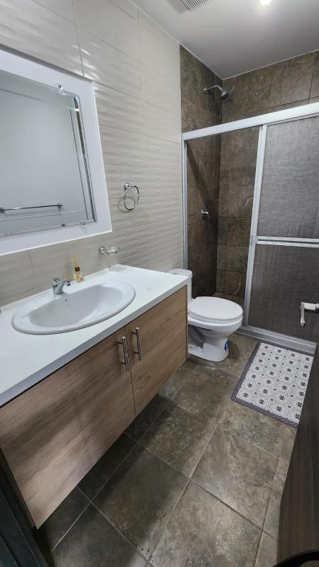 Suite 2 cuadras Universidad Central - image 16