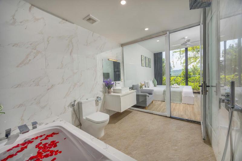 Luxury Mountain View Villa - Private Pool - BBQ Garden - 12ppl - image 10